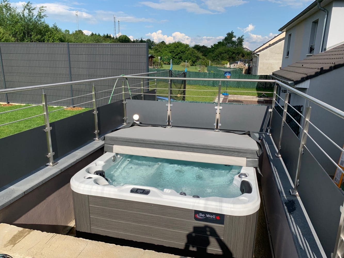 Lire la suite à propos de l’article Un spa 5 places haut de gamme à Gandrange, France