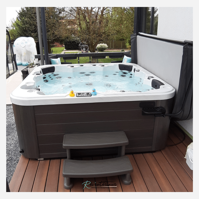 jacuzzi canadien