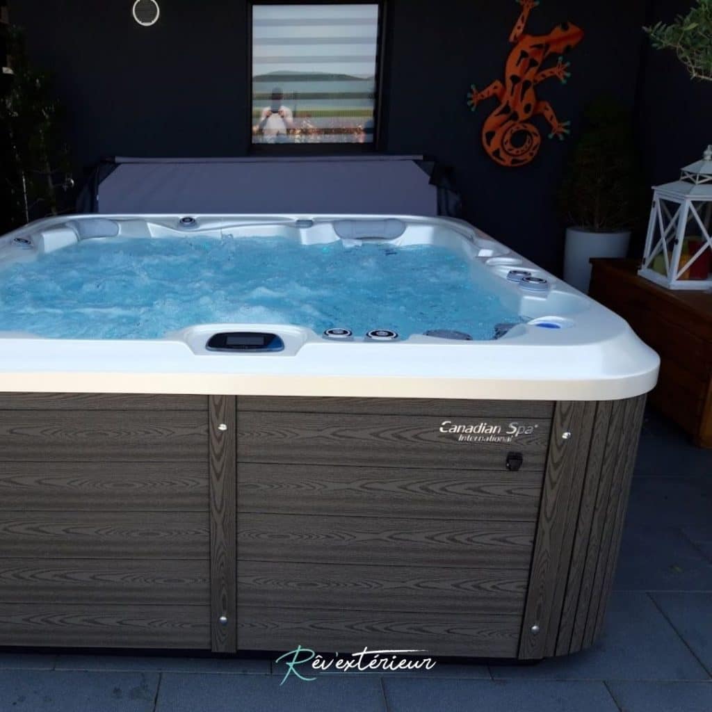 Spa 5 places Delphina de Canadian Spa International