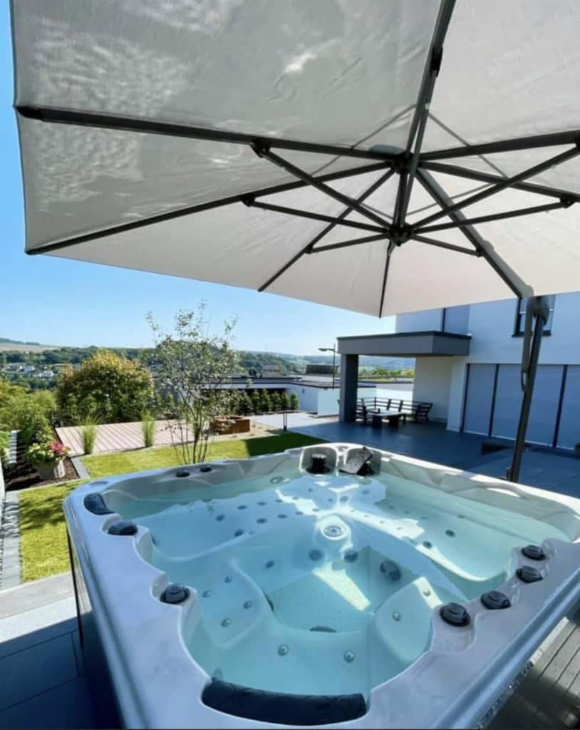 Spa 5 places O575 de Be Well Canada Spa