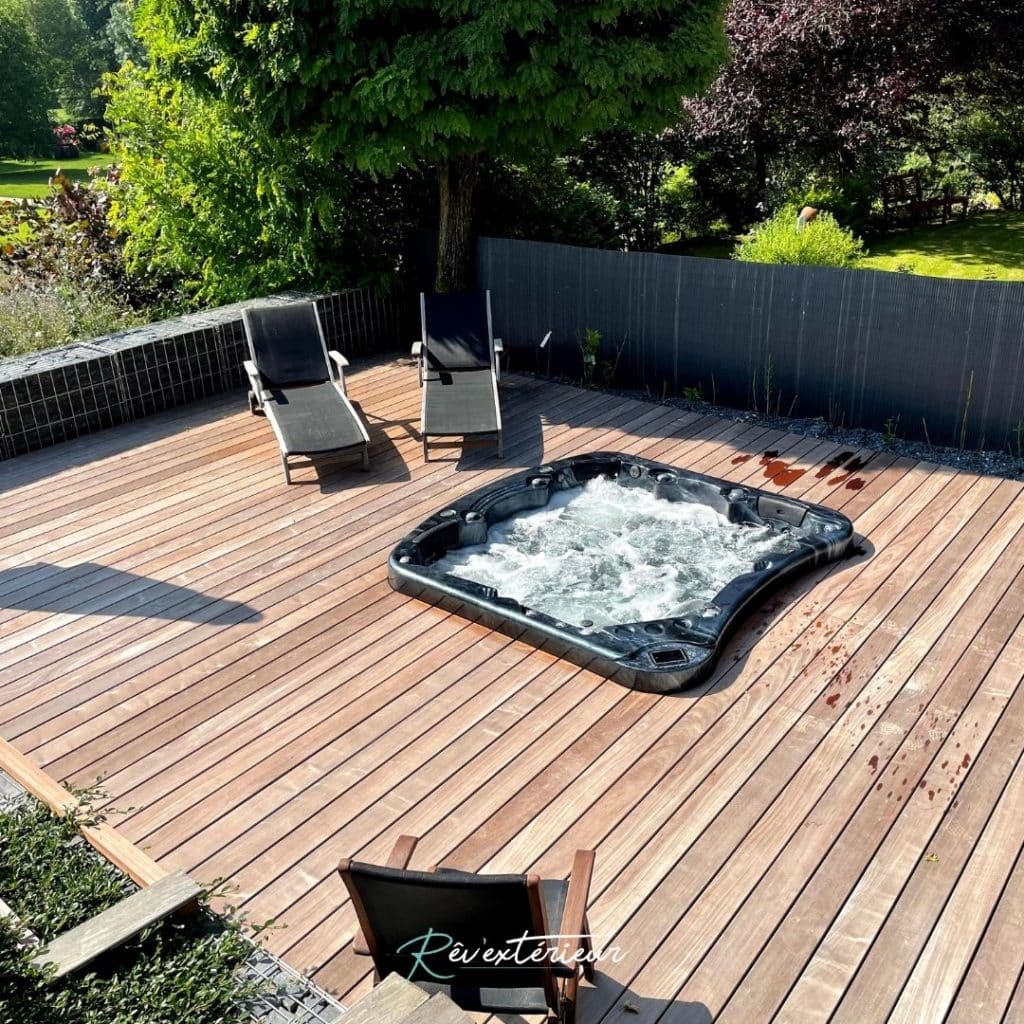 Spa 5 places E585 de Be Well Canada Spa