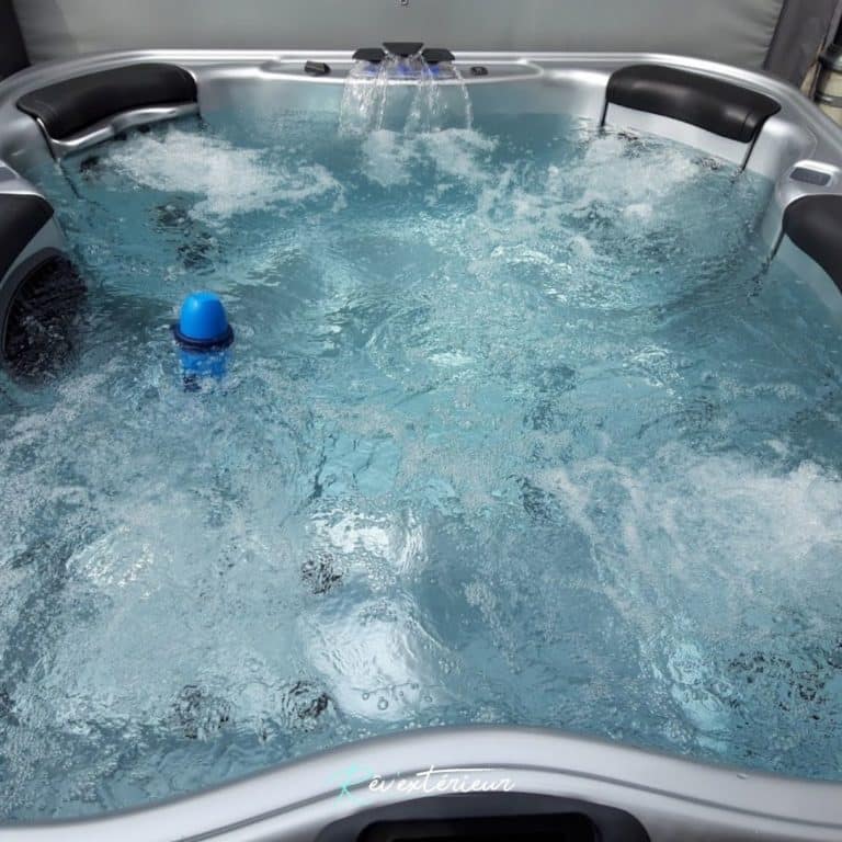 Spa 5 places A6L de Villeroy&Boch