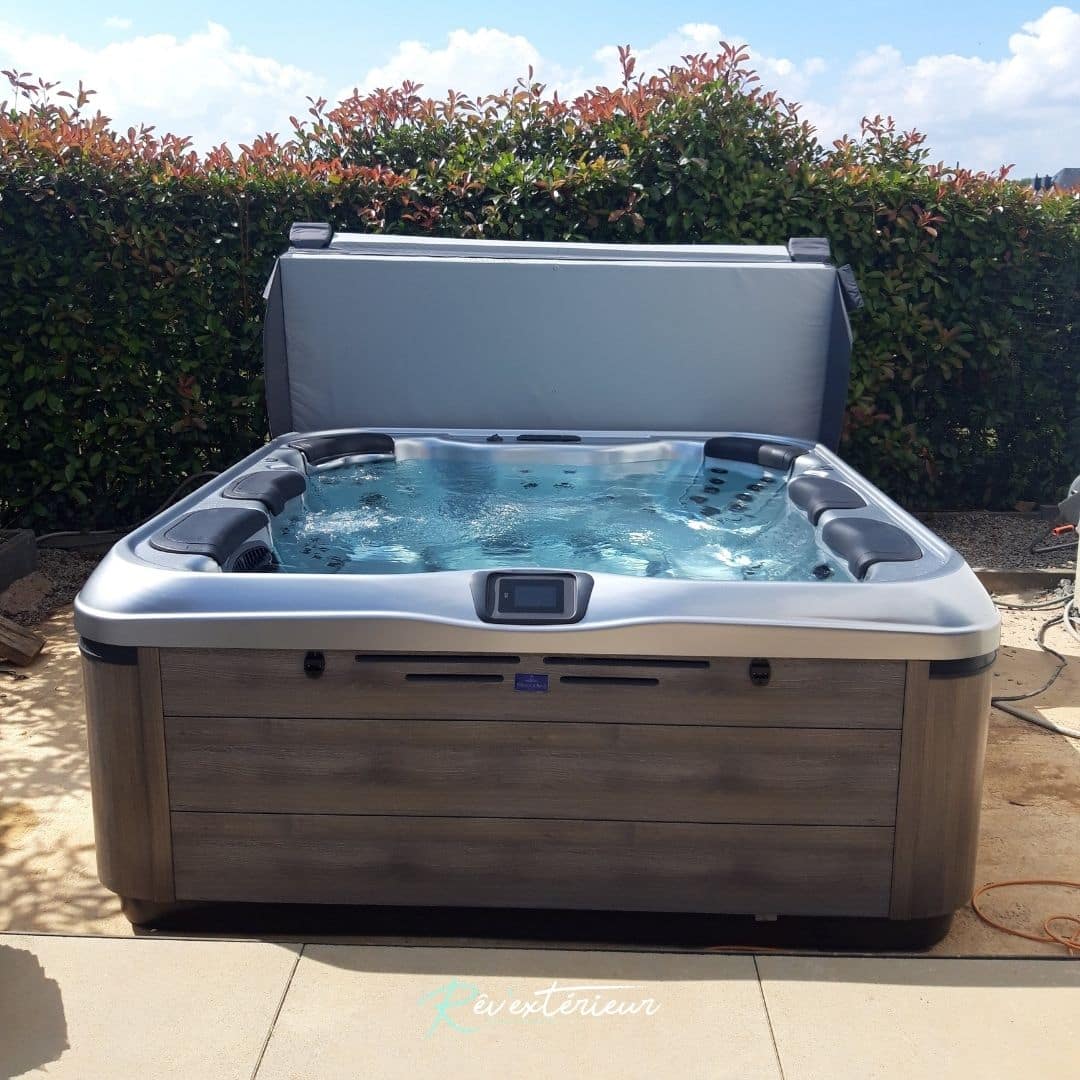 Lire la suite à propos de l’article Un spa A7L de Villeroy&Boch à Aspelt