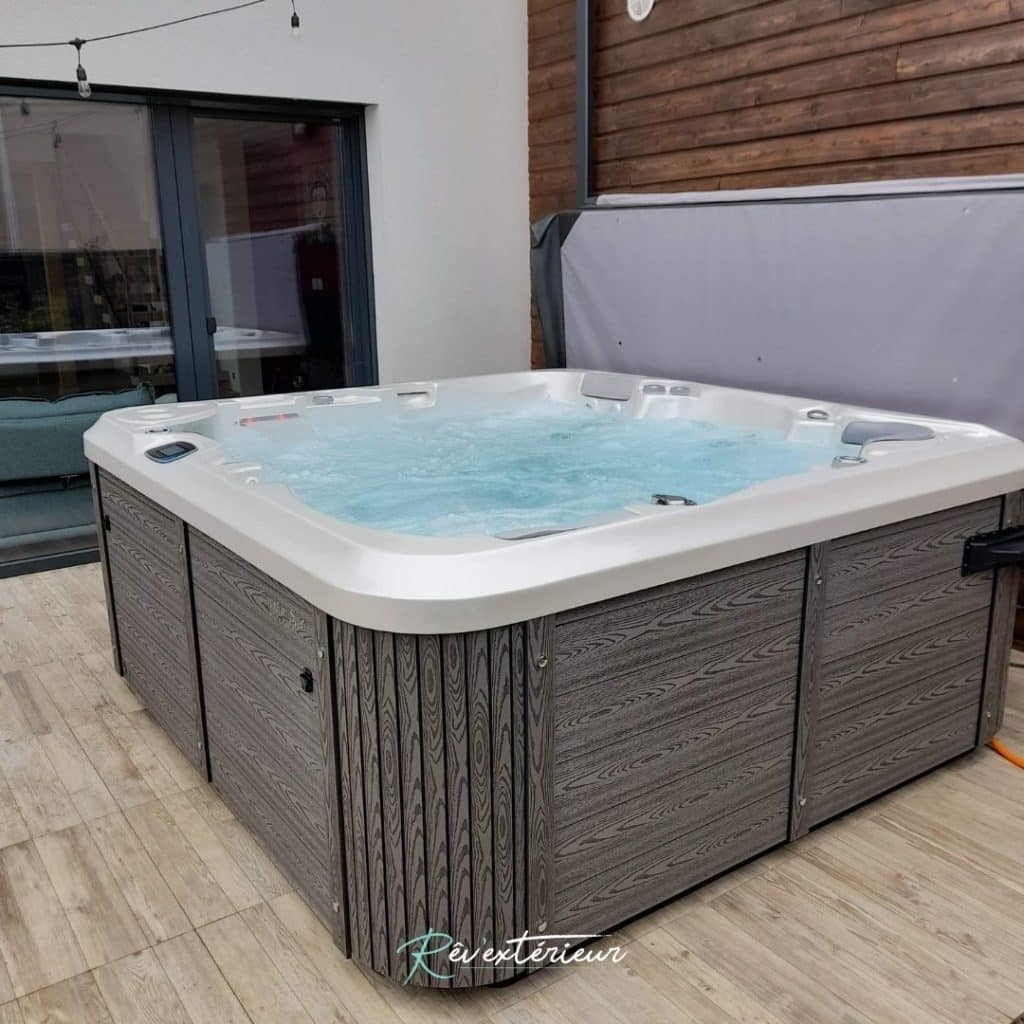 Spa 5 places Delphina de Canadian Spa International