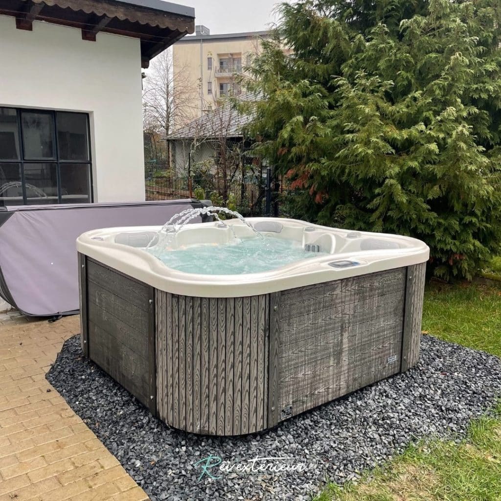 spa 4 places