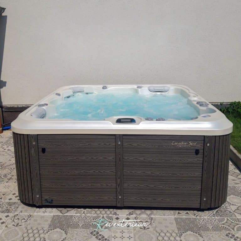 jacuzzi 5 places