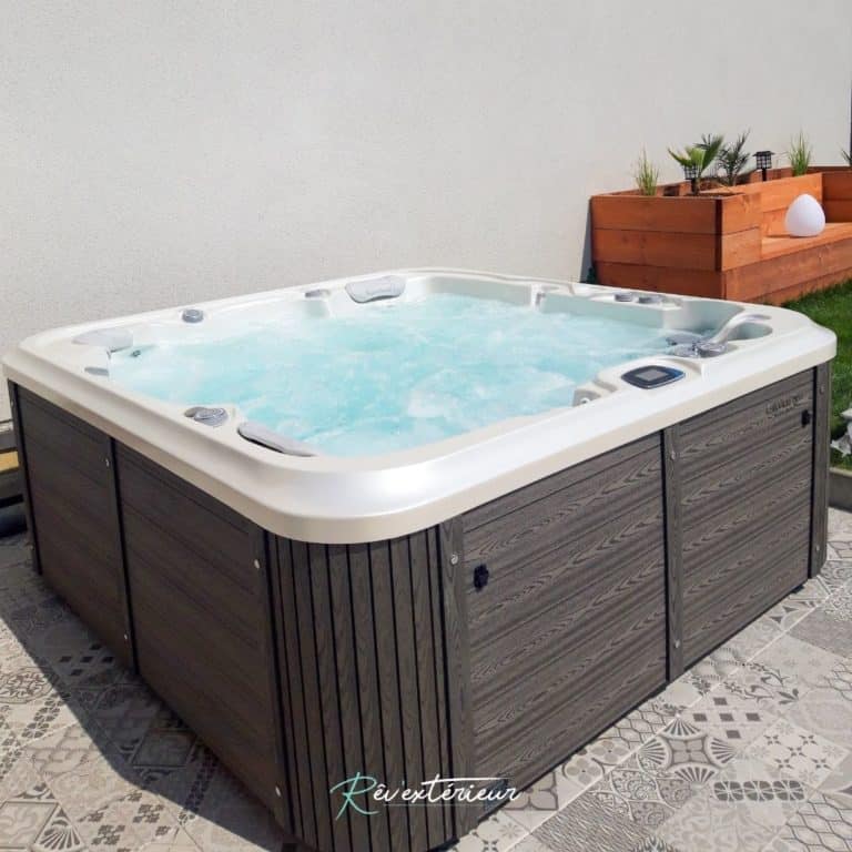 jacuzzi 5 places