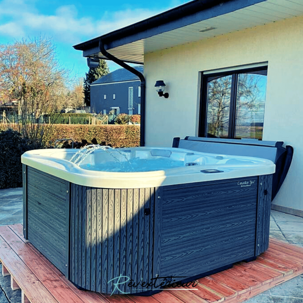 jacuzzi intérieur ou extérieur