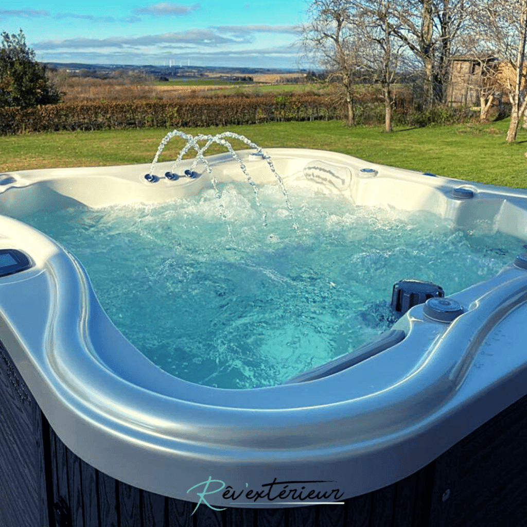 jacuzzi intérieur ou extérieur