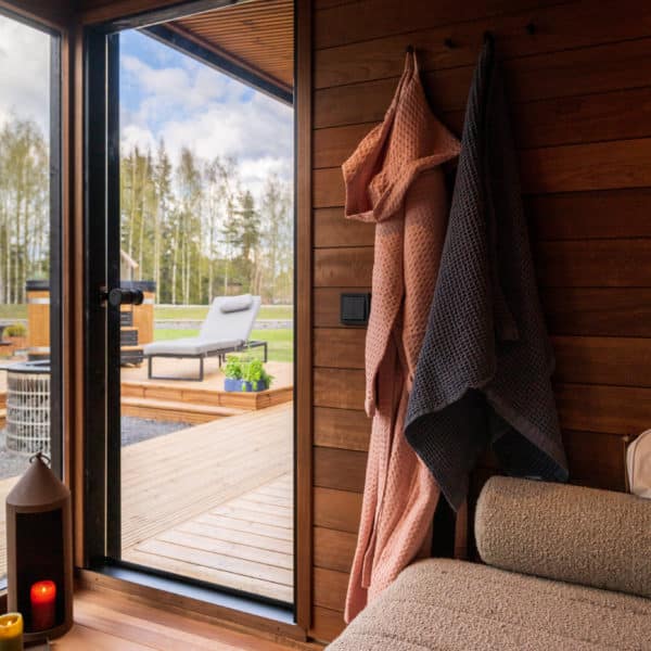 Sauna extérieur Misty Kirmari luxembourg revexterieur
