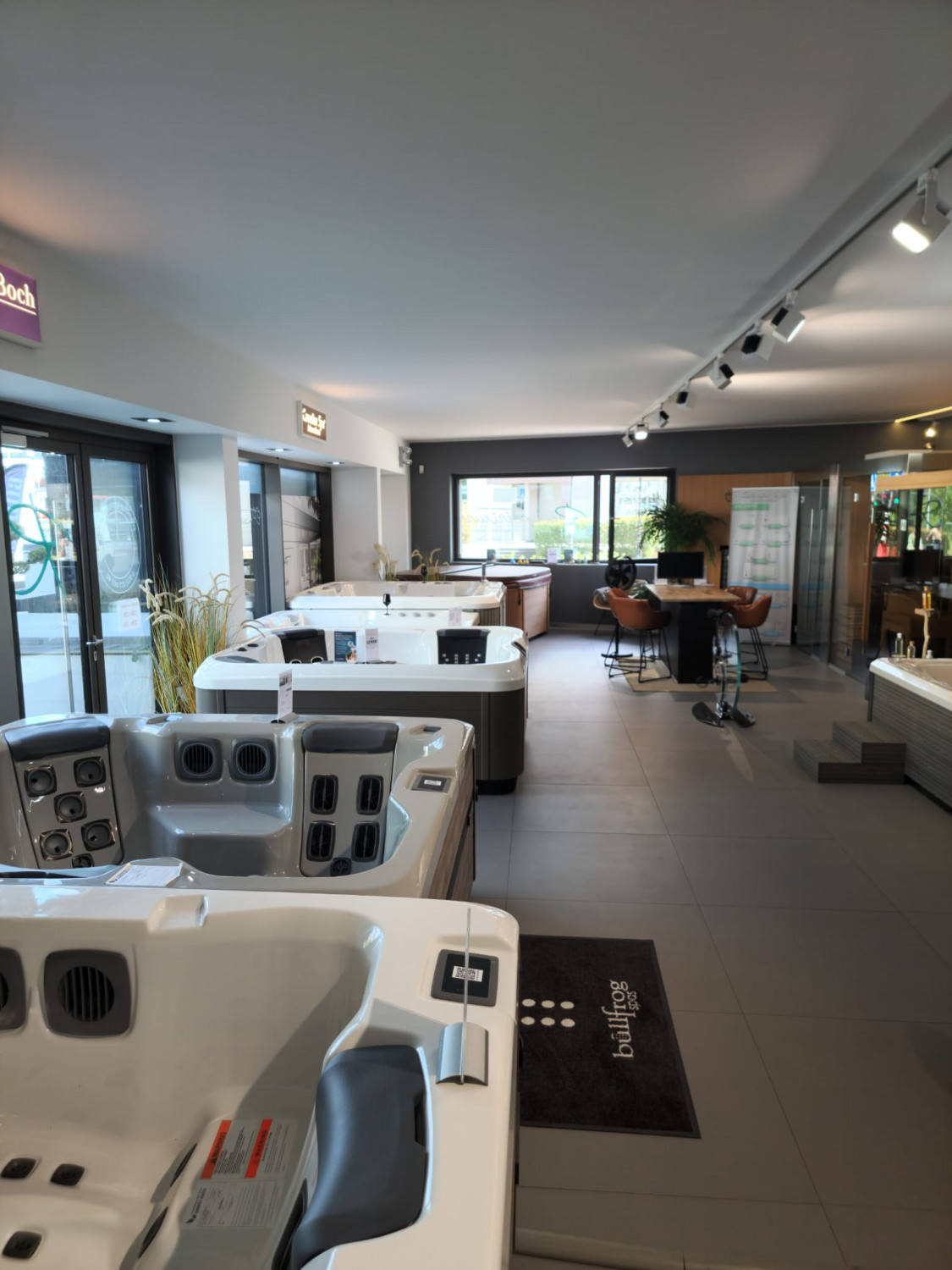 WhatsApp Image 2025-09-02 at 15.25.59