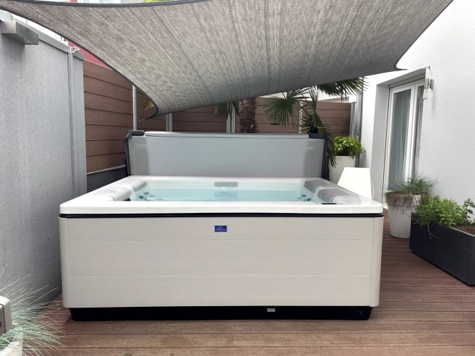 Just Silence Compact Villeroy&Boch Spa 4 places Just Silence Compact de Villeroy&Boch