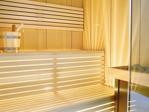 sauna en bois clair design